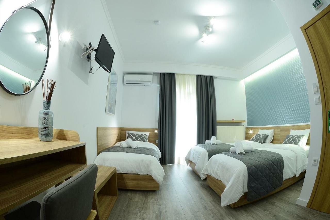 Alexandros Hotel จานนิซา ภายนอก รูปภาพ