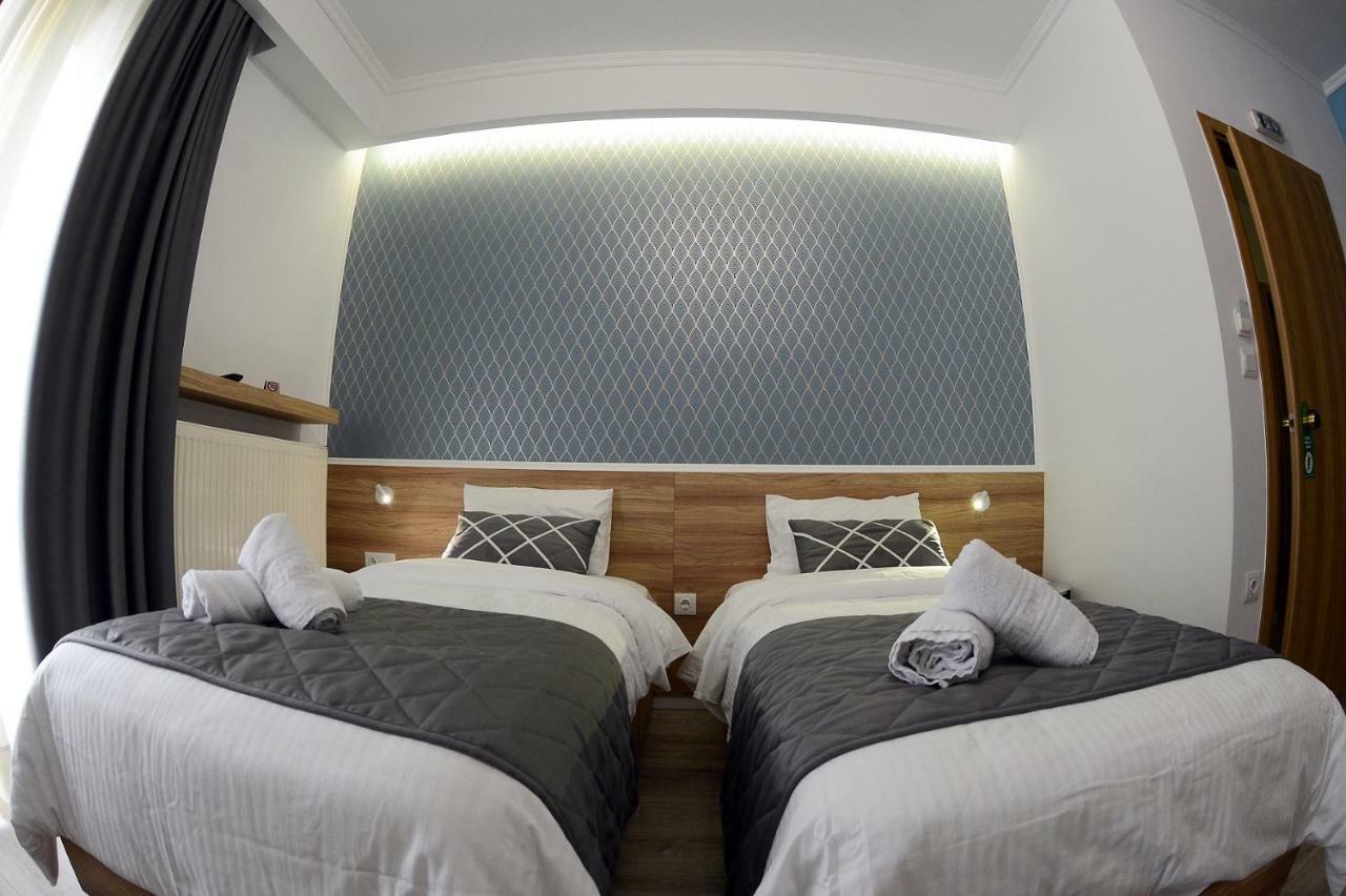 Alexandros Hotel จานนิซา ภายนอก รูปภาพ